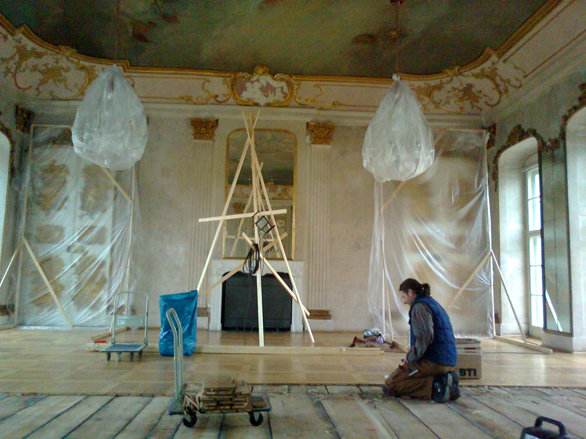 Schloss Rheinsberg- großer Spiegelsaal- Fußboden Freilegung- 2011
